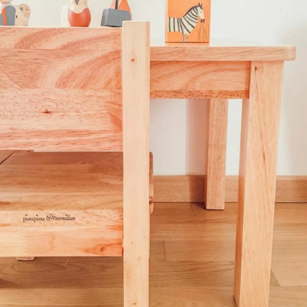 Pioupiou et Merveilles Table d'enfant en bois massif (1-4 ans) - Reconditionné