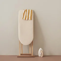 Kid's Concept Table et fer à repasser en bois Kid's Hub