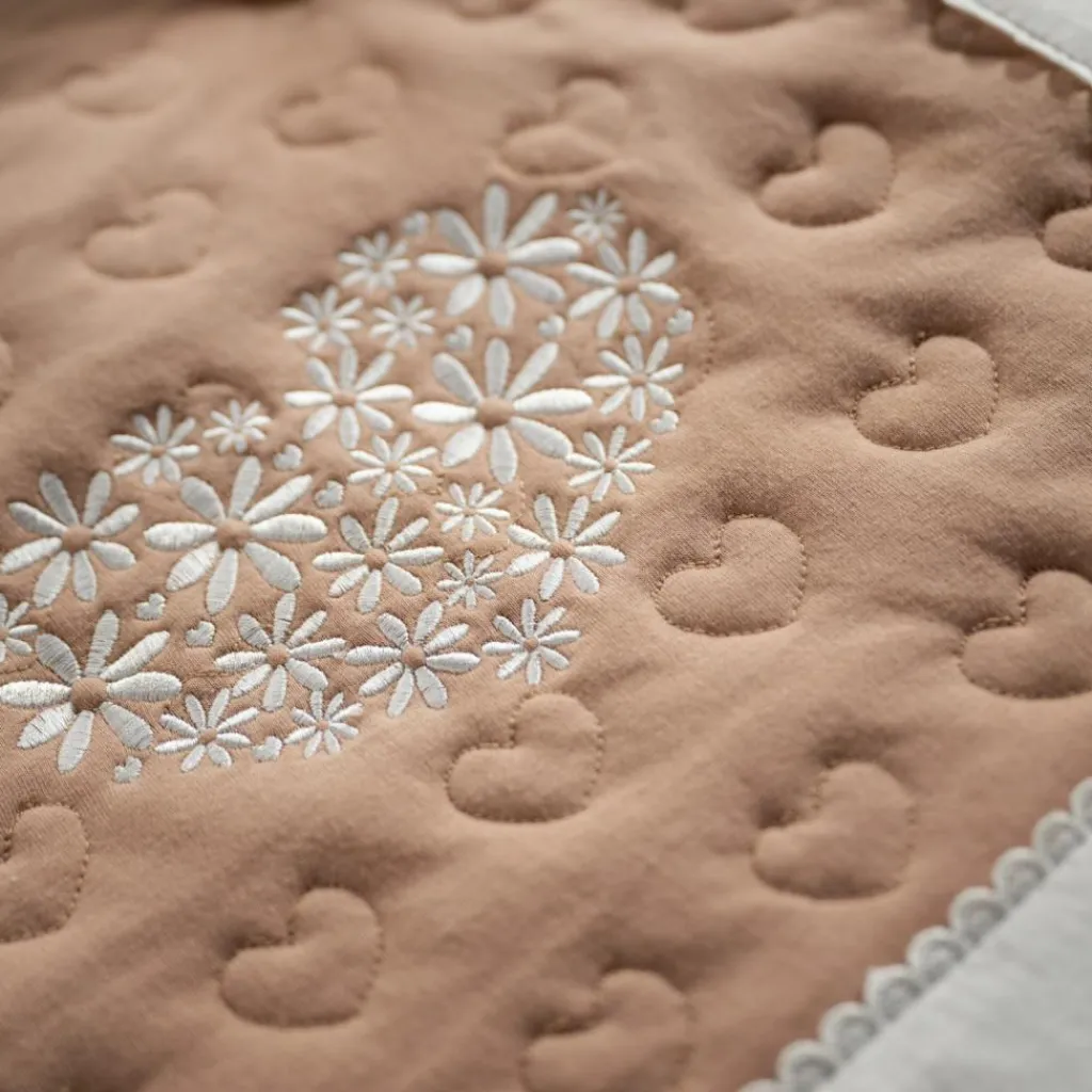 Hot Tapis de jeu Petit Cœur (100 x 100 cm) Tapis De Jeu