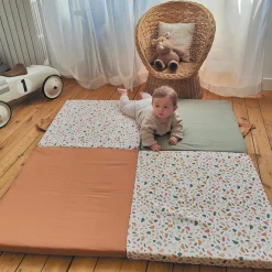 Candide Tapis de jeu pliable Terrazzo (120 x 120 cm)