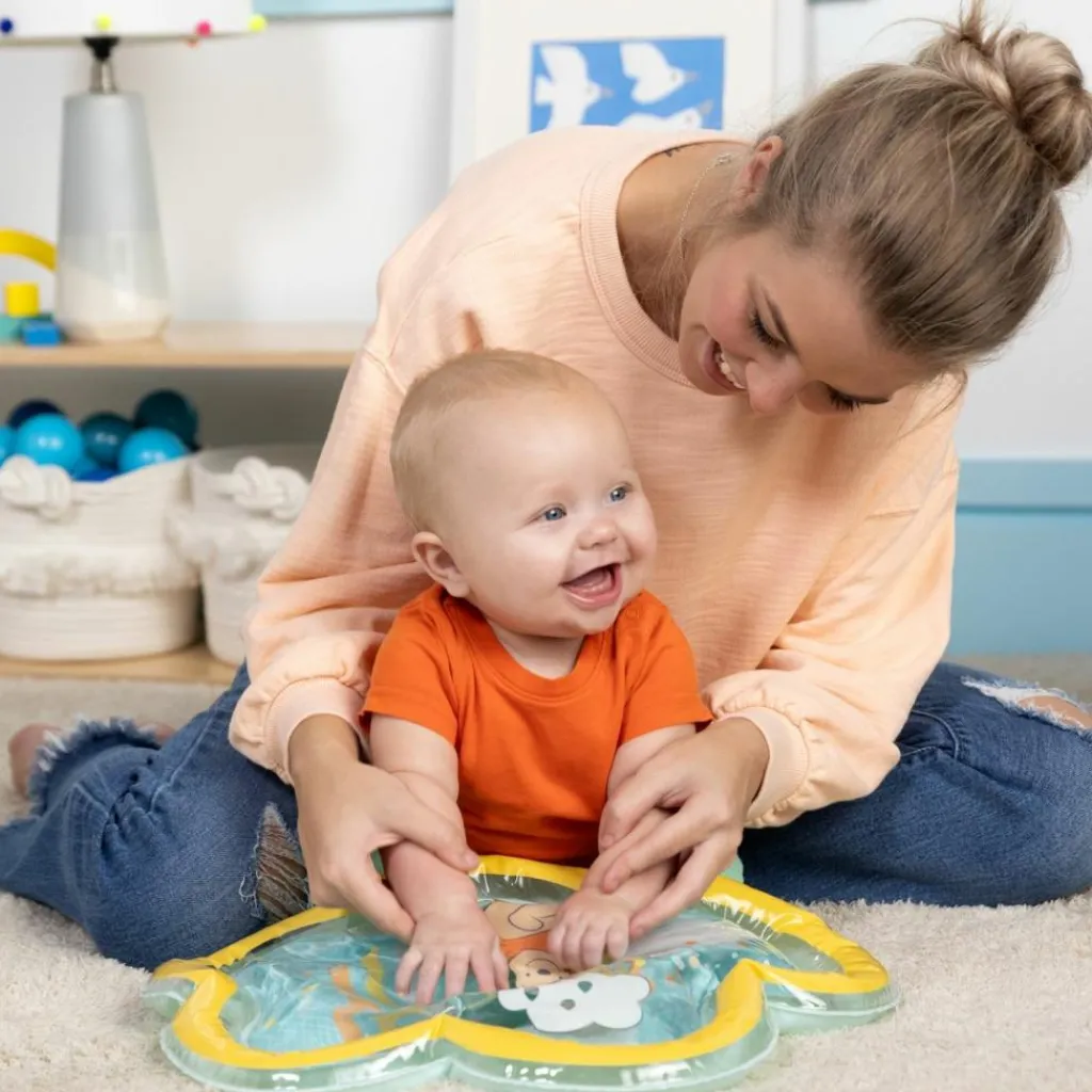Bright Starts Tapis d'éveil et matelas à eau Winnie l'Ourson