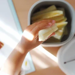 Béaba Tasse à goûter en silicone gris velours