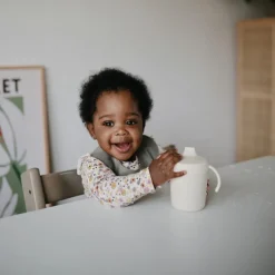 Mushie Tasse d'apprentissage en silicone Ivroy