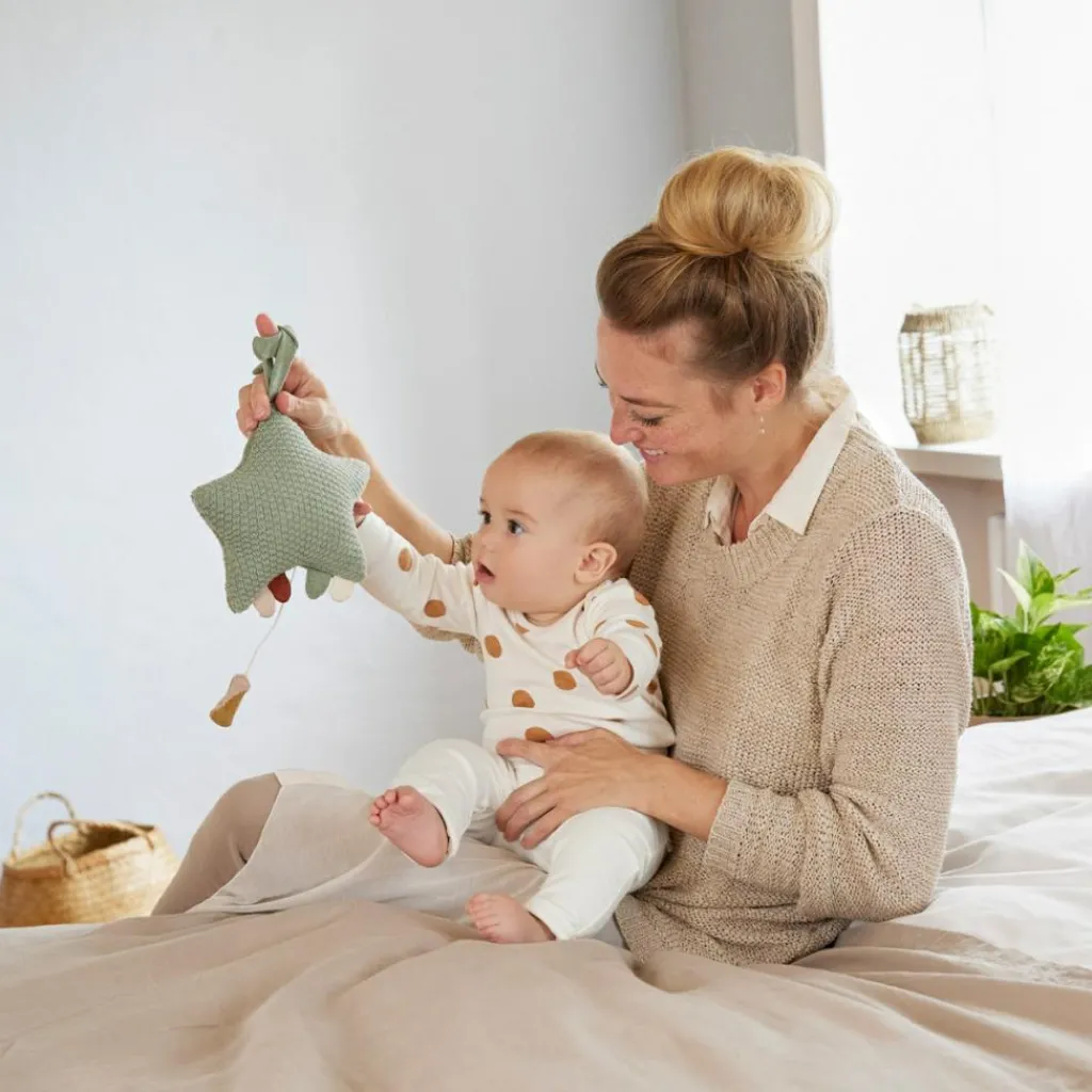 Lässig Étoile musicale Little Universe tricotée verte