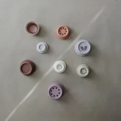 Mushie Tour à empiler Petal