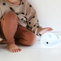 FLOW Veilleuse projecteur baleine Moby